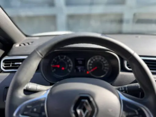 RENAULT DUSTER  INTENSE 1.6 16V AUTOMATICO 2022 - Image 7