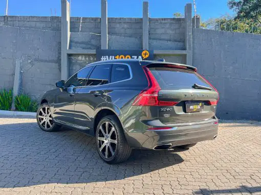 VOLVO XC60 T8 HÍBRIDO INSCRIPTION 2.0 5P AUTOMÁTICO 2020 - Imagem 4