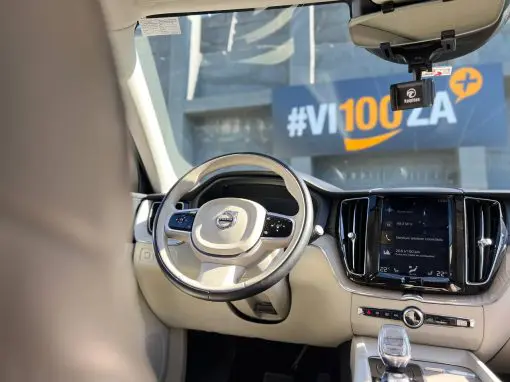 VOLVO XC60 T8 HÍBRIDO INSCRIPTION 2.0 5P AUTOMÁTICO 2020 - Imagem 8
