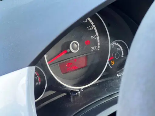 VOLKSWAGEN UP FLEX MANUAL 2015 - Imagem 9