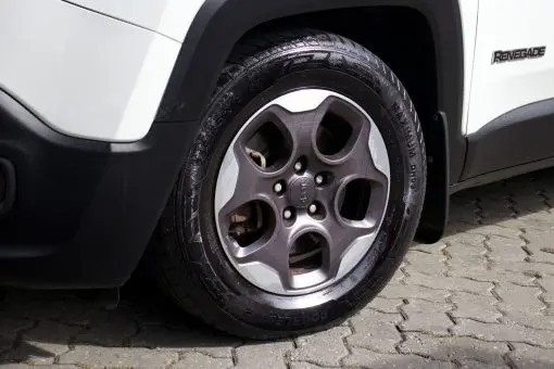 JEEP RENEGADE SPORT 1.8 4X2 FLEX 16V AUTOMATICO 2017 - Imagem 20
