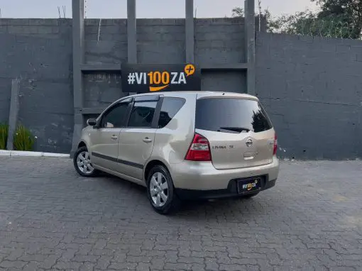 NISSAN LIVINA SL 1.8 16V AUTOMÁTICO FLEX 2010 - Imagem 6