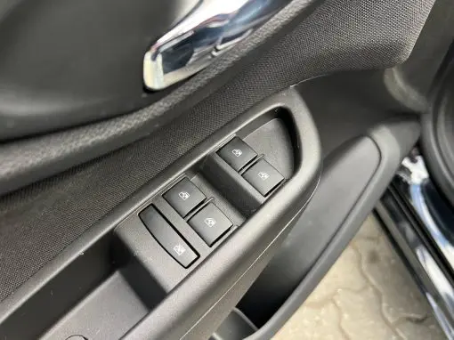 CHEVROLET ONIX 1.4 LTZ SPE/4 AUTOMÁTICO 2018 - Imagem 15