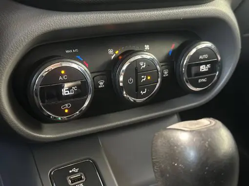 FIAT TORO VOLCANO 2.0 16V 4X4 TB DIESEL ATUTOMÁTICO 2019 - Imagem 19