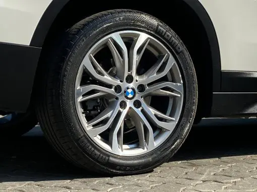 BMW X1 2.0 sDRIVE 20i ACTIVE FLEX - Imagem 19
