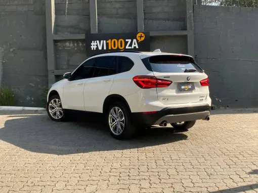 BMW X1 2.0 sDRIVE 20i ACTIVE FLEX - Imagem 5