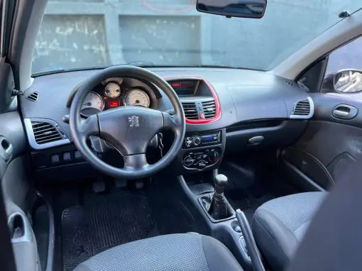 PEUGEOUT 207 HATCH XR 1.4 8V FLEX 2012 - Imagem 10