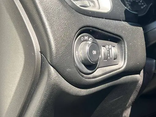 JEEP RENEGADE SPORT 1.8 4x2 AUTOMÁTICO FLEX 2021 - Imagem 13
