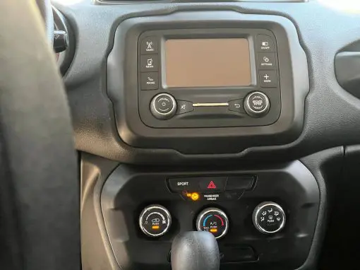 JEEP RENEGADE SPORT 1.8 4x2 AUTOMÁTICO FLEX 2021 - Imagem 10