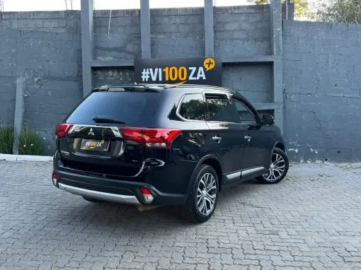 MITSUBISHI OUTLANDER 2.2 165CV DIESEL AUTOMÁTICO 2016 - Imagem 5