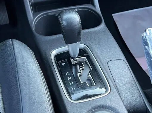 MITSUBISHI OUTLANDER 2.2 165CV DIESEL AUTOMÁTICO 2016 - Imagem 12
