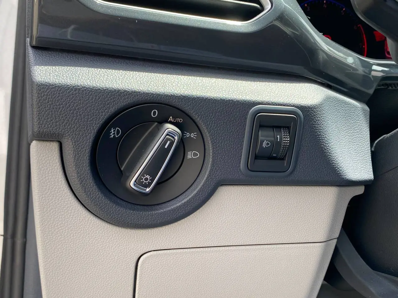 VOLKSWAGEN T-CROSS 1.4 TSI HIGHLINE AUTOMÁTICO FLEX 2024 - Imagem 17