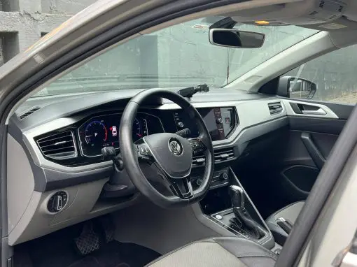 VOLKSWAGEN VIRTUS 1.0 200 TSI HIGHLINE FLEX AUTOMÁTICO 2020 - Imagem 15
