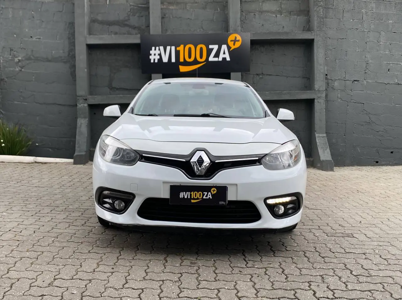 RENAULT FLUENCE DYNAMIQUE 2.0 16V AUTOMÁTICO FLEX 2016 - Imagem 2
