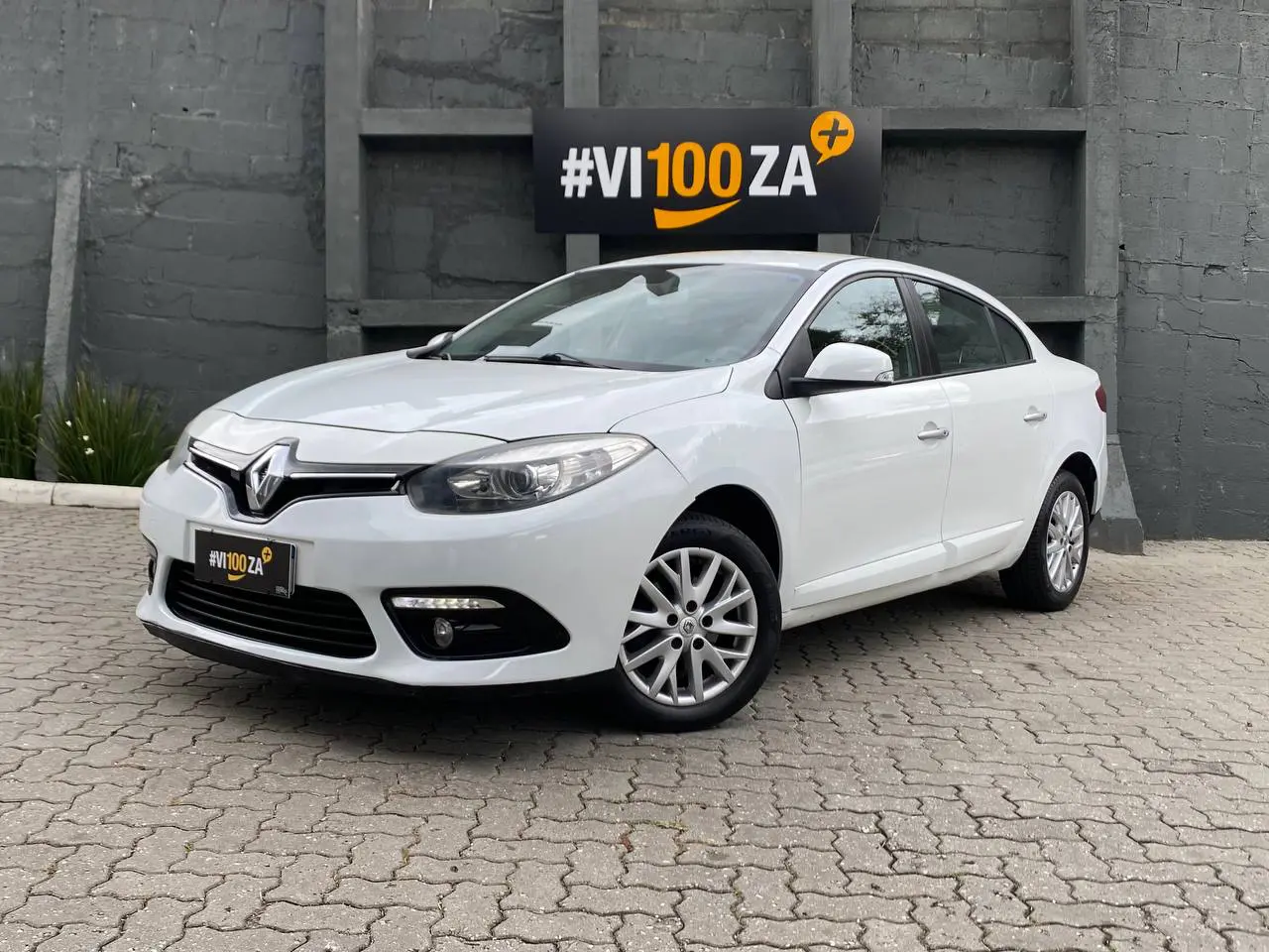 RENAULT FLUENCE DYNAMIQUE 2.0 16V AUTOMÁTICO FLEX 2016 - Imagem 3