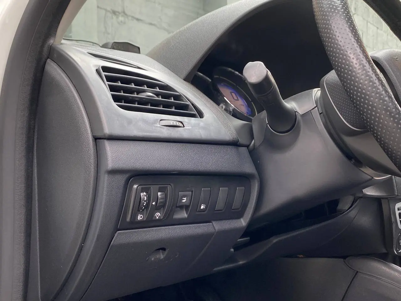 RENAULT FLUENCE DYNAMIQUE 2.0 16V AUTOMÁTICO FLEX 2016 - Imagem 17