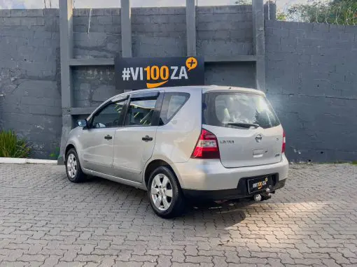 NISSAN LIVINA S 1.8 16V FLEX AUTOMÁTICO 2010 - Imagem 4