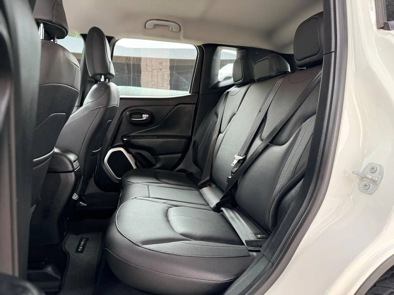 JEEP RENEGADE SPORT 1.8 AUTOMÁTICO FLEX 2020 - Imagem 8