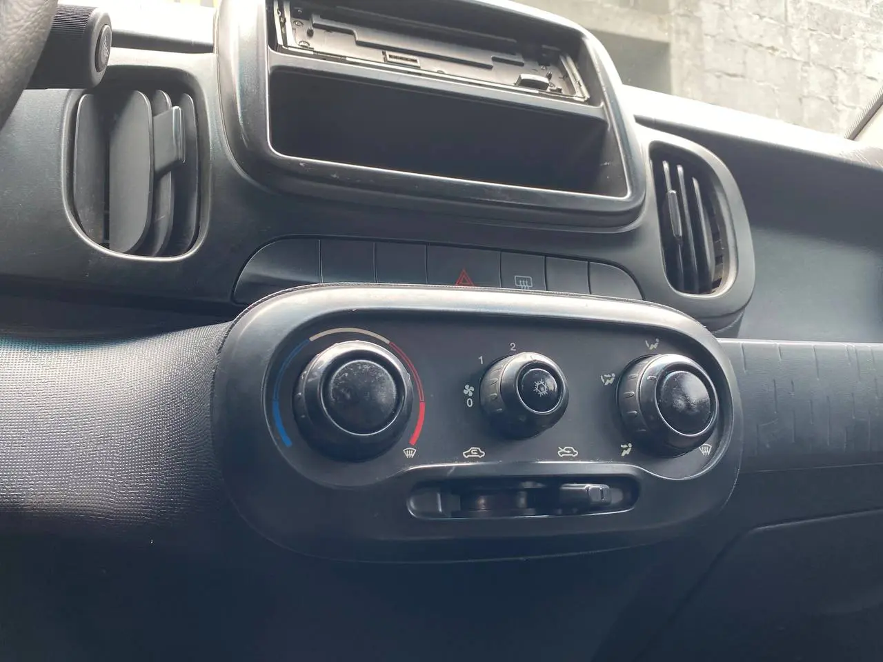 FIAT MOBI LIKE 1.0 FIRE FLEX MANUAL 2017 - Imagem 12