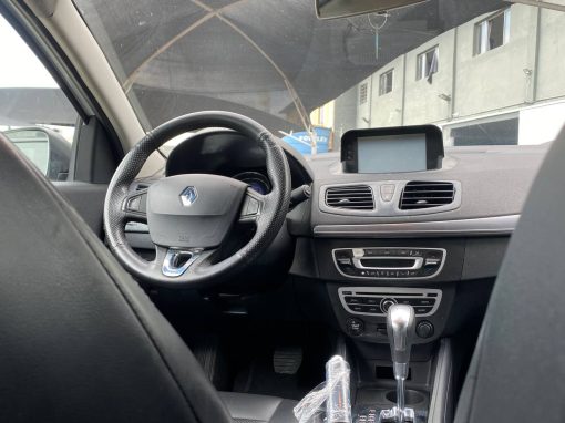 RENAULT FLUENCE DYNAMIQUE 2.0 16V AUTOMÁTICO FLEX 2016 - Imagem 12
