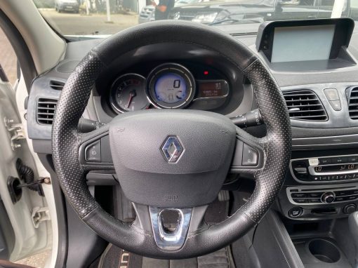 RENAULT FLUENCE DYNAMIQUE 2.0 16V AUTOMÁTICO FLEX 2016 - Imagem 17