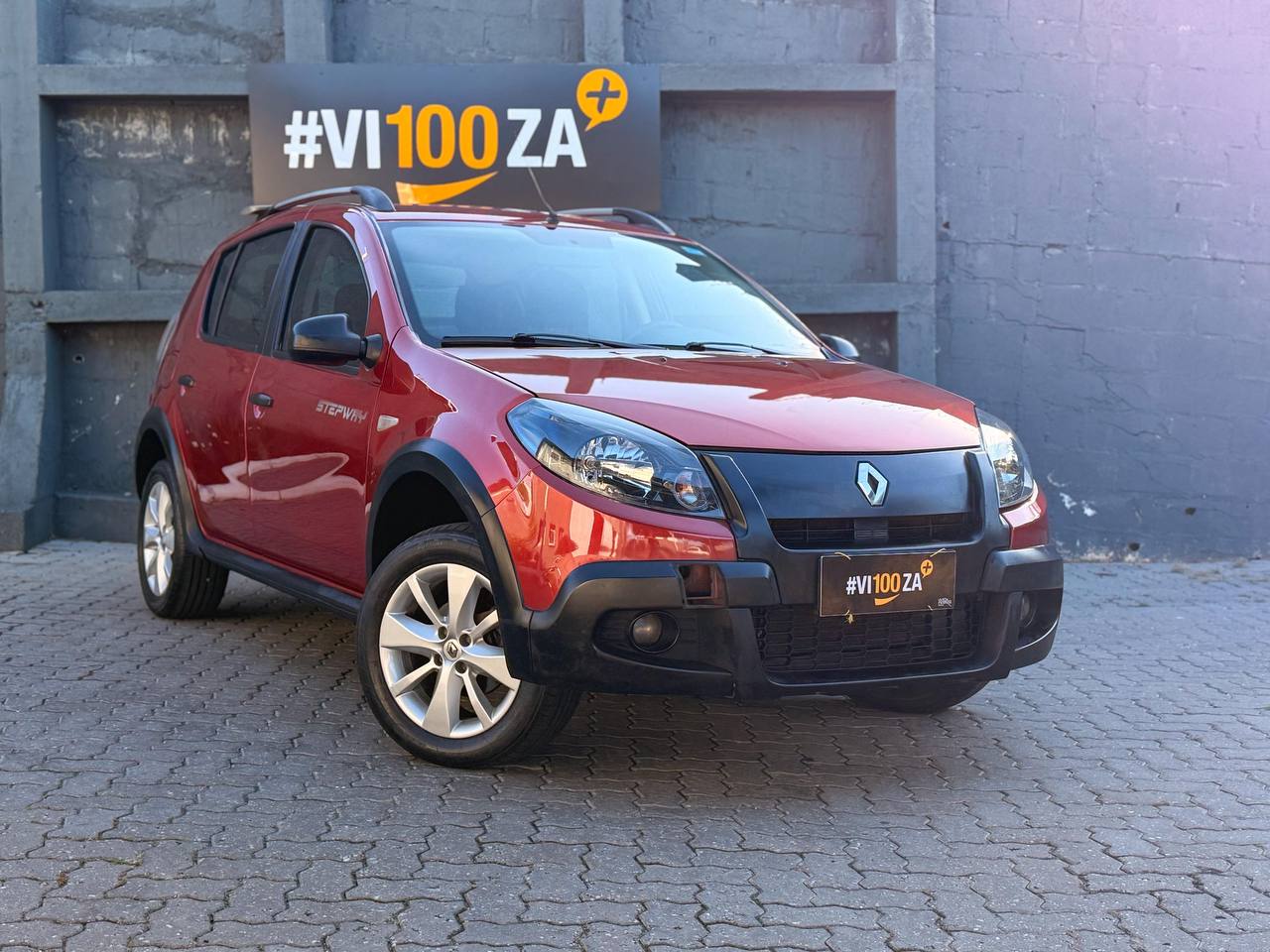 RENAULT SANDERO STEPWAY 1.6 HI-FLEX 16V AUTOMÁTICO 2012