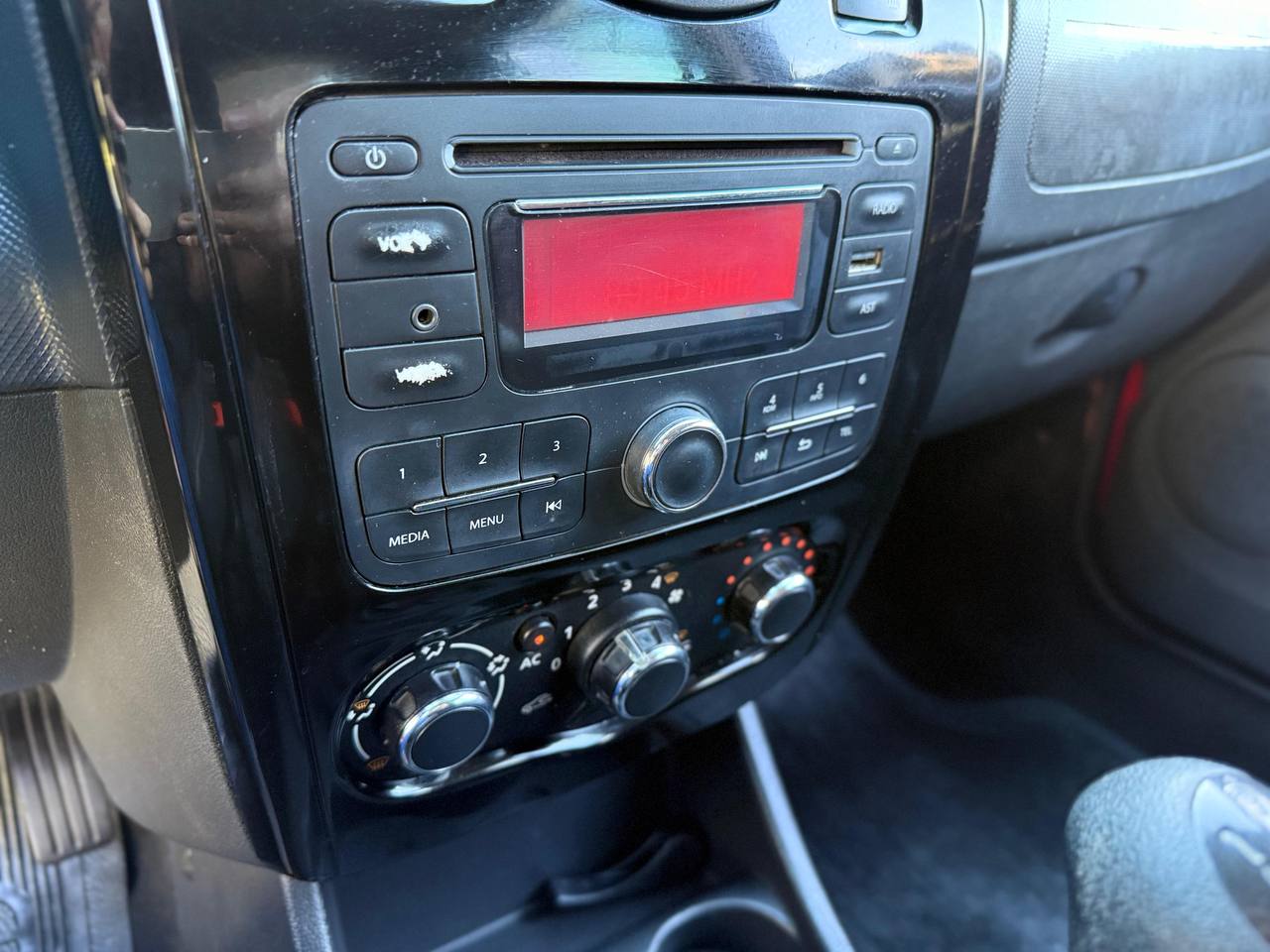 RENAULT SANDERO STEPWAY 1.6 HI-FLEX 16V AUTOMÁTICO 2012 - Imagem 11
