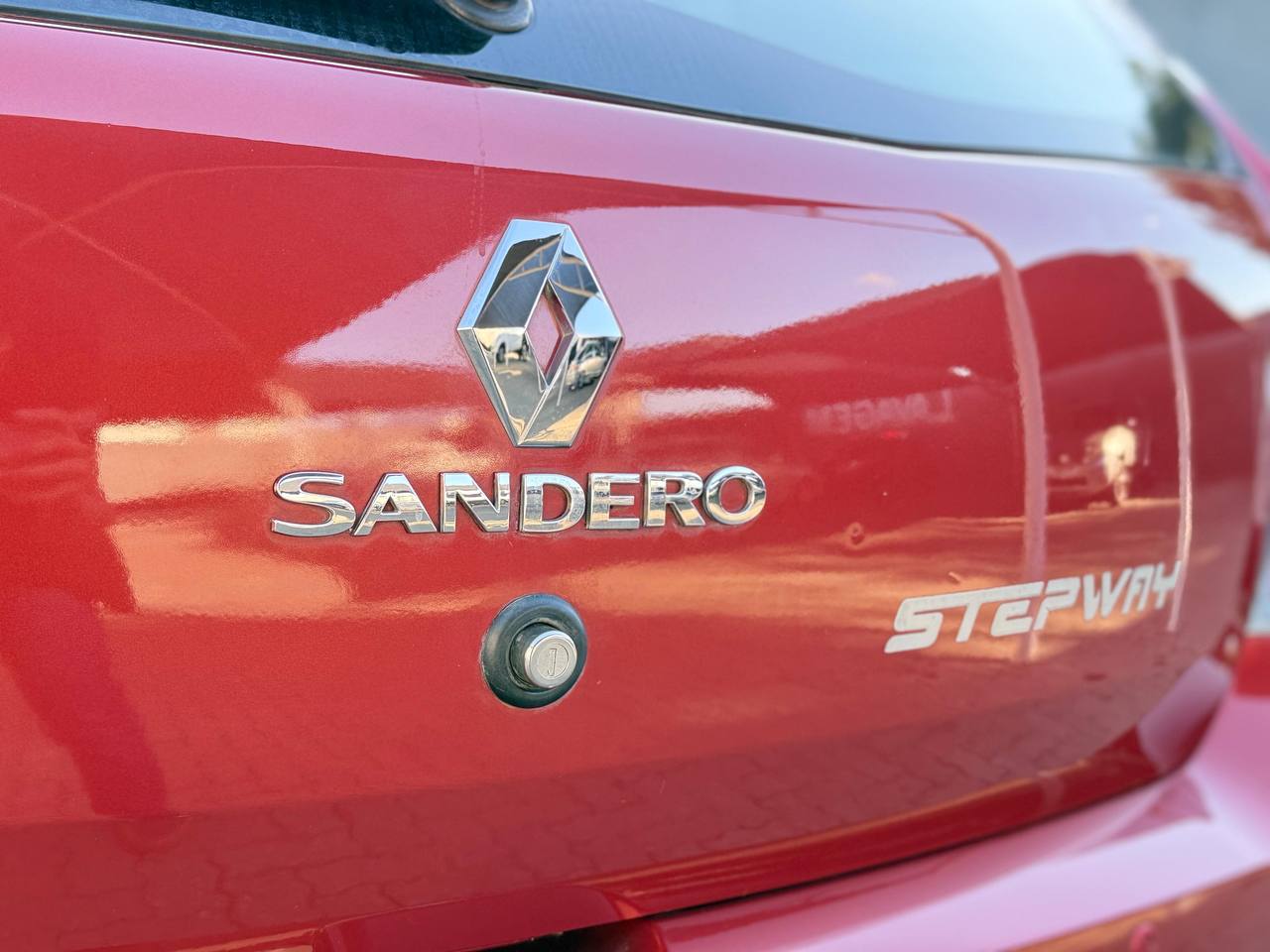 RENAULT SANDERO STEPWAY 1.6 HI-FLEX 16V AUTOMÁTICO 2012 - Imagem 19